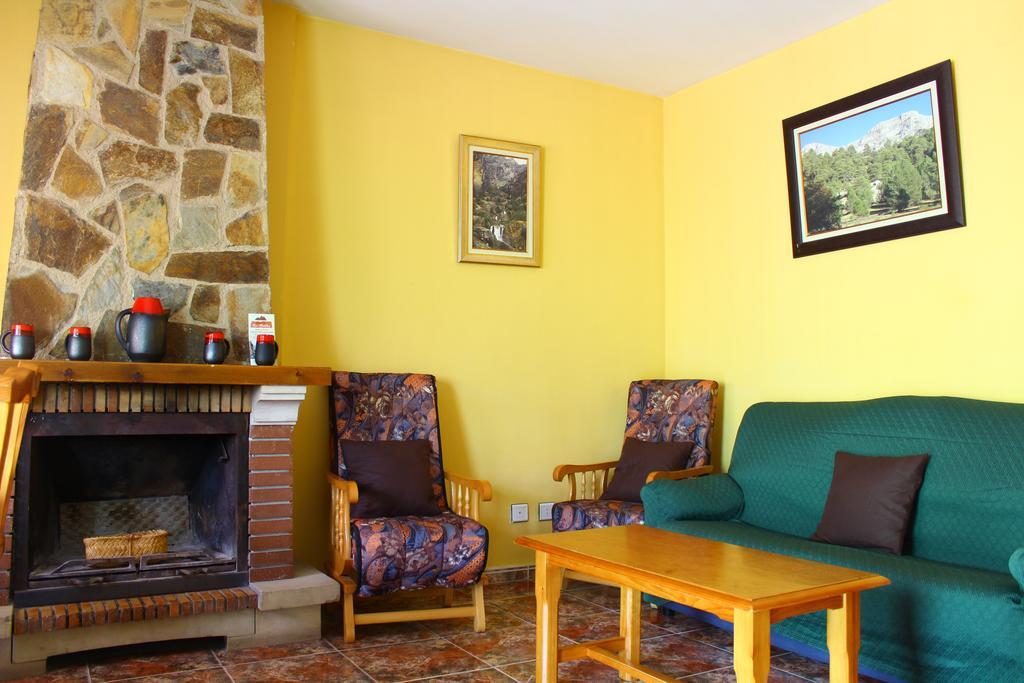 Residencial Los Robles 아로요프리오 객실 사진